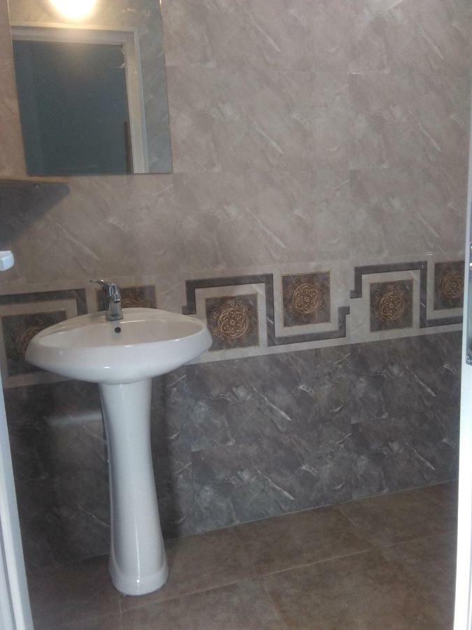 Str.Agmashenebeli 548 Kobuleti Exterior foto