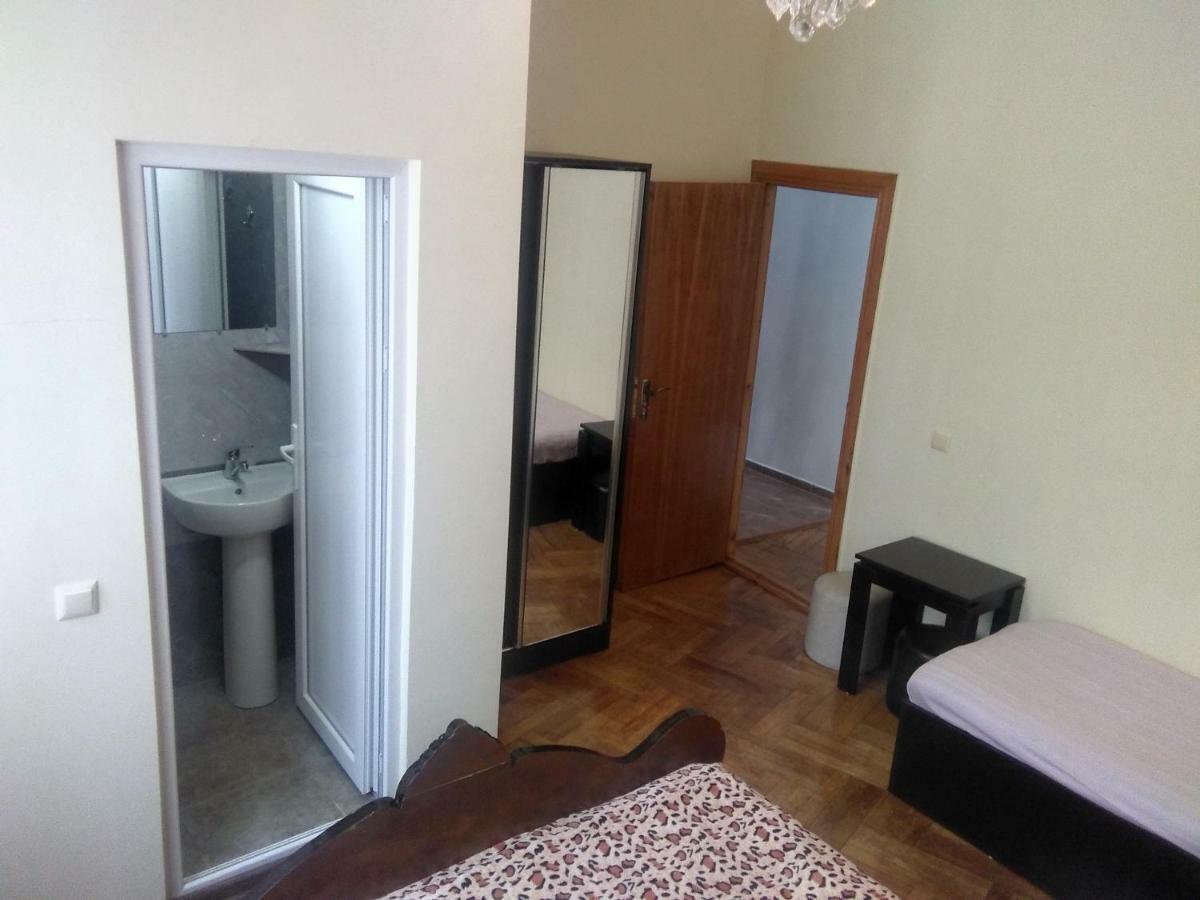 Str.Agmashenebeli 548 Kobuleti Exterior foto